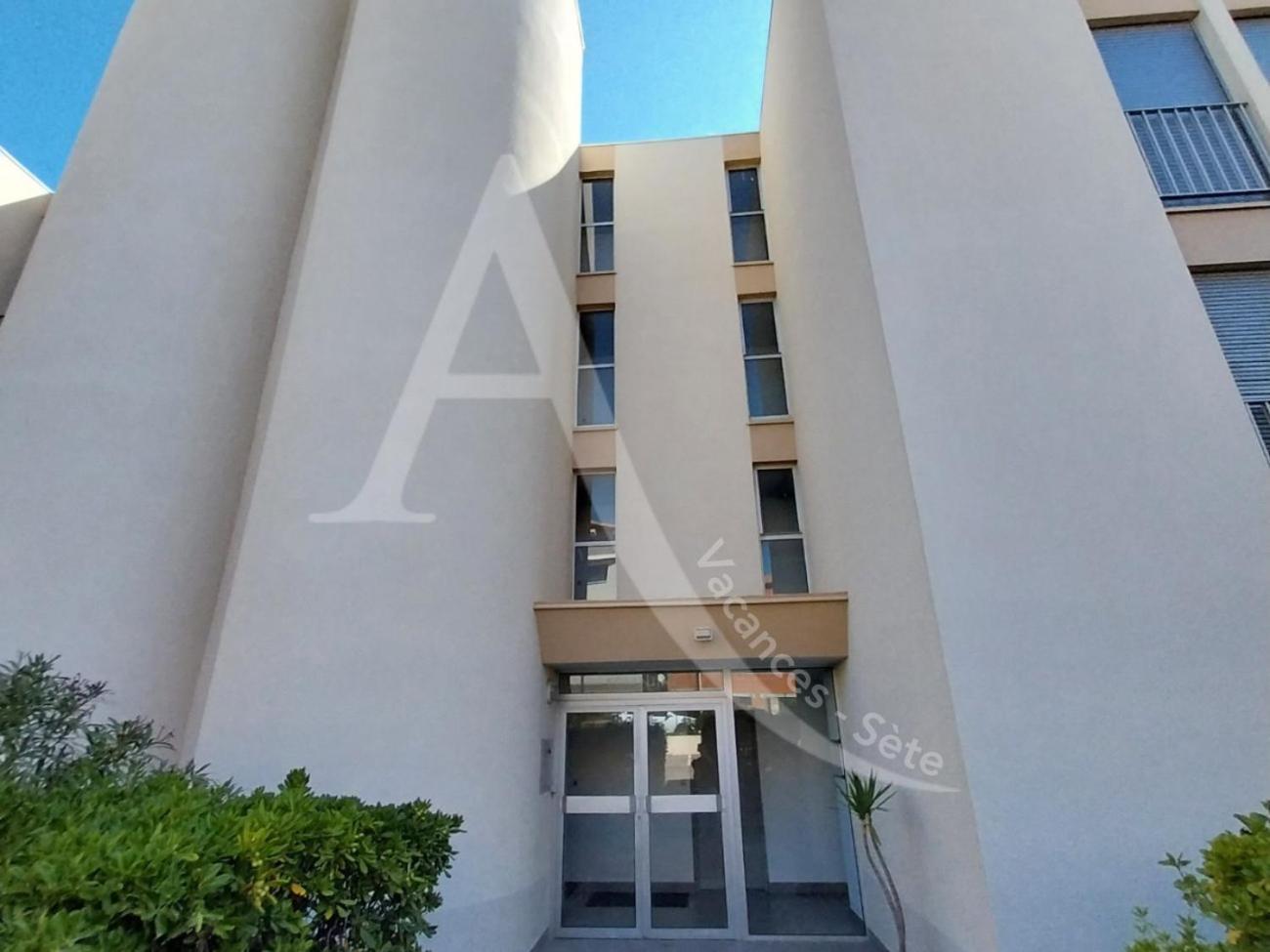 40 M², 1Ere Ligne Mer, Dernier Etage Avec Ascenseur Sète Extérieur photo