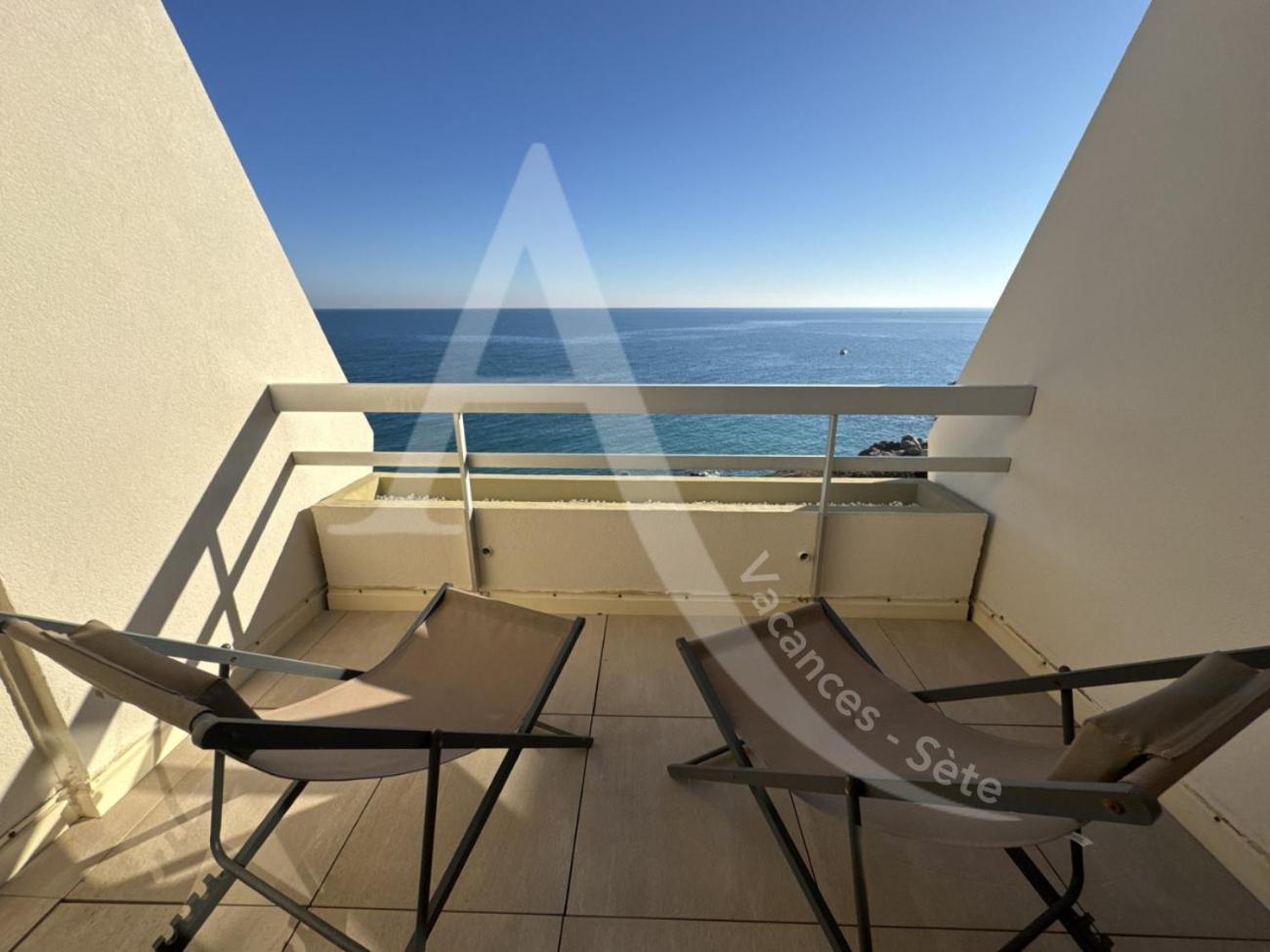 40 M², 1Ere Ligne Mer, Dernier Etage Avec Ascenseur Sète Extérieur photo